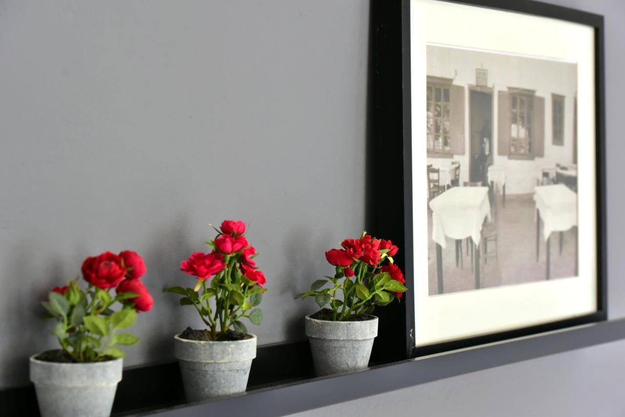 Piteoussa Rooms Ýdra Eksteriør bilde