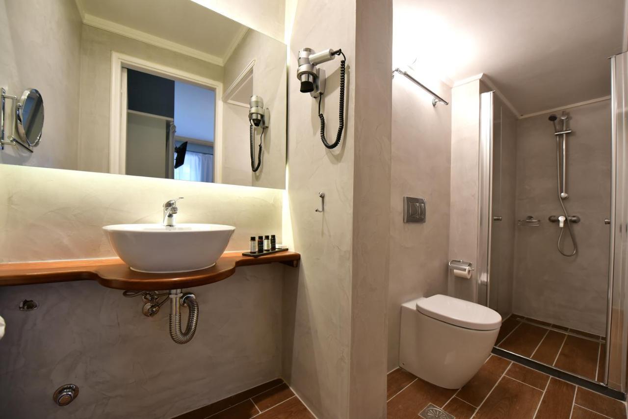 Piteoussa Rooms Ýdra Eksteriør bilde